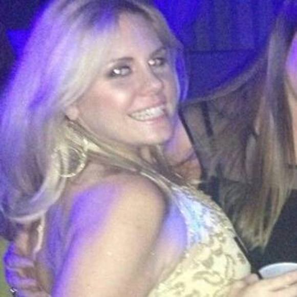 Meet your Posher, Justine - Picture 1 of 1